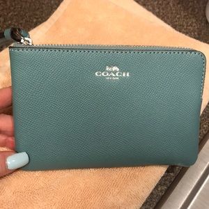NWT Coach Leather Wristlet Single BLUE